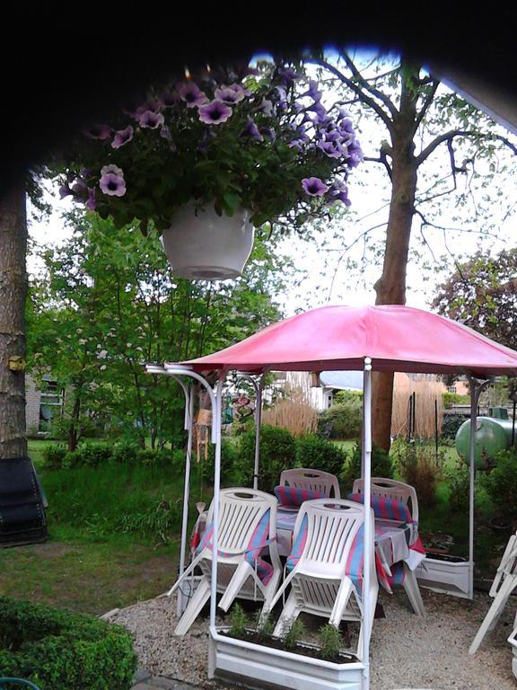 Holiday Home Harmony Brecht Exterior foto